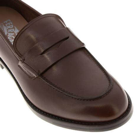 salvatore ferragamo men's shoes outlet.